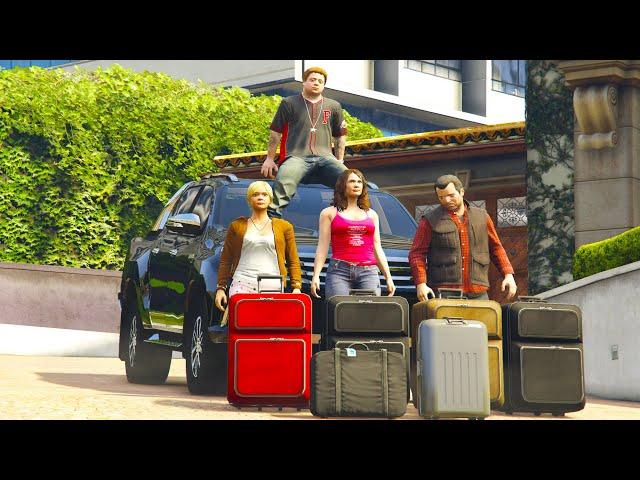 Michael's Family Road trip In GTA 5 They Are Going to The Top View Of Mountains