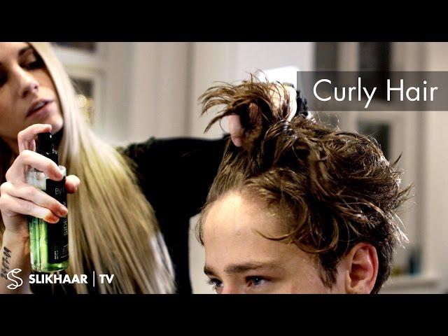 Curly look for men - Mens hairstyle inspiration - By Vilain Pomade