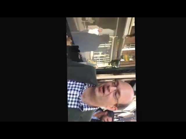 VIDEO: Mark Reckless doing a runner?