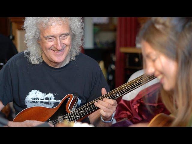 Brian May & Rosie Bennet, Sons de Carrilhões by João Pernambuco