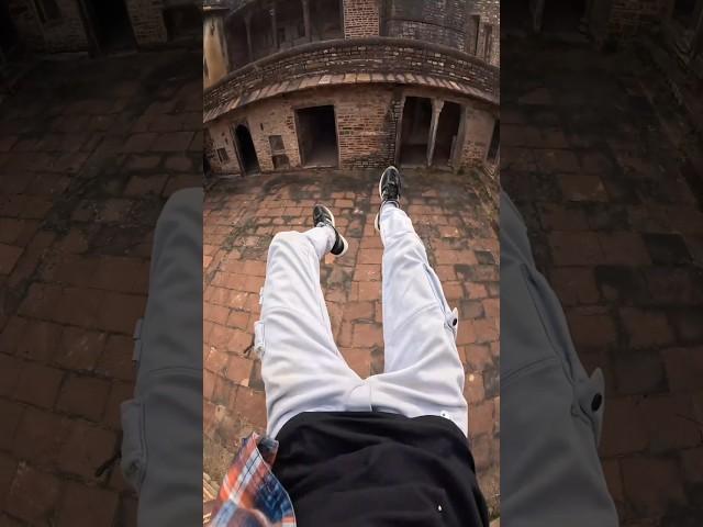  Crazy Parkour pov #shorts #video #parkour #stunt #flip #running #jump #rooftop #trending #ytshorts