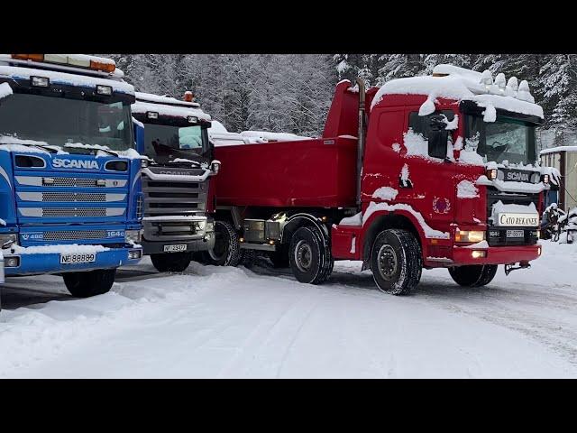 Lastebil med dumperkasse Scania V8 8 x 4 selges via klaravik.no