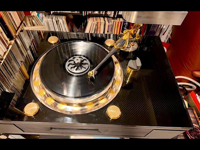 Wilson-Benesch's 370K GMT One Turntable System Delivers David Bowie's "Fashion"— U.K. Townhouse Cut.