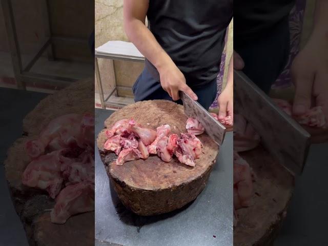 Full leg cutting pieces #viralvideo #chicken #cuttingskills #bonelesschicken #bestvideo #video