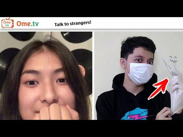 PRANK Jadi Dokter PSIKOPAT - OME.TV Internasional