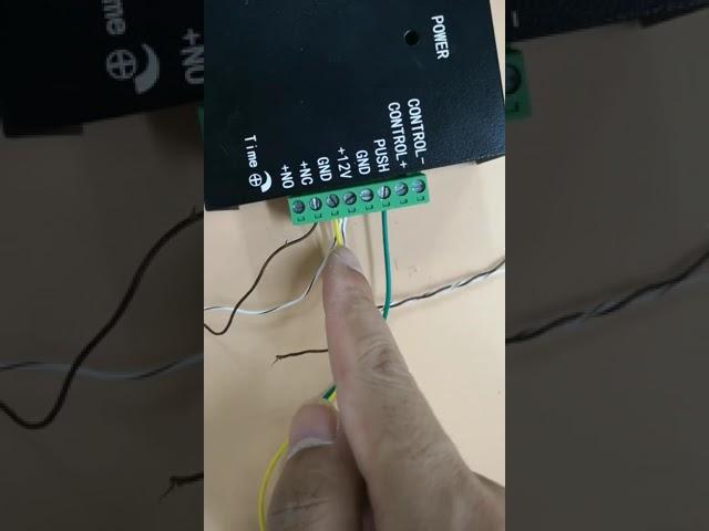 exit button how to conect electric lock