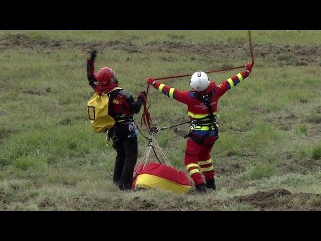 Dny NATO 2013 - Záchrana pacienta v nepřístupném terénu