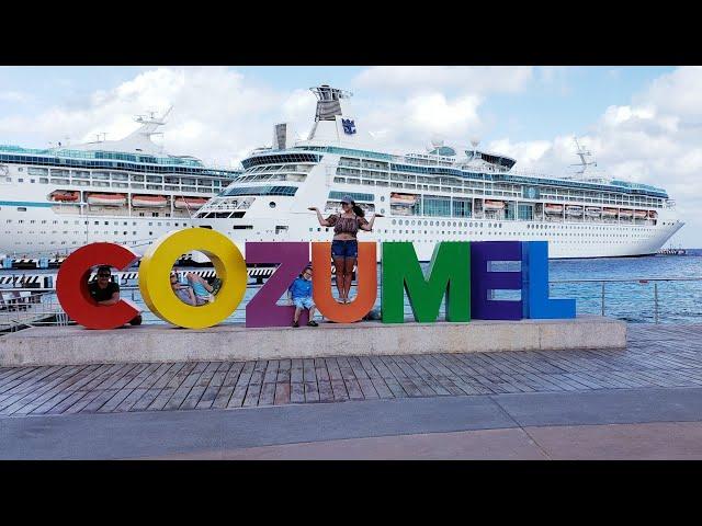 Cozumel, Mexico 2019. Royal Caribbean Cruise and Dolphin Discovery Excursion. Swimming with Dolphins