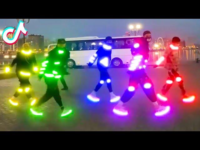 WALKING DANCE  TEACHING SHUFFLE  AMAZING TREND  ASTRONOMIA TUZELITY DANCE 2024