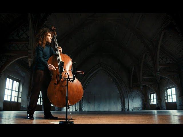 J.S. Bach - Fuga (BWV 1003)  - James Oesi, Double Bass