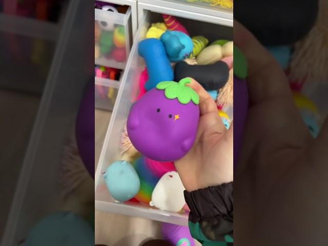 190 Purple Fidgets?!? ️ @MrsBench