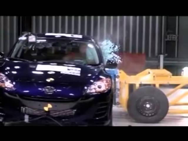 Crash test Mazda 3 2010