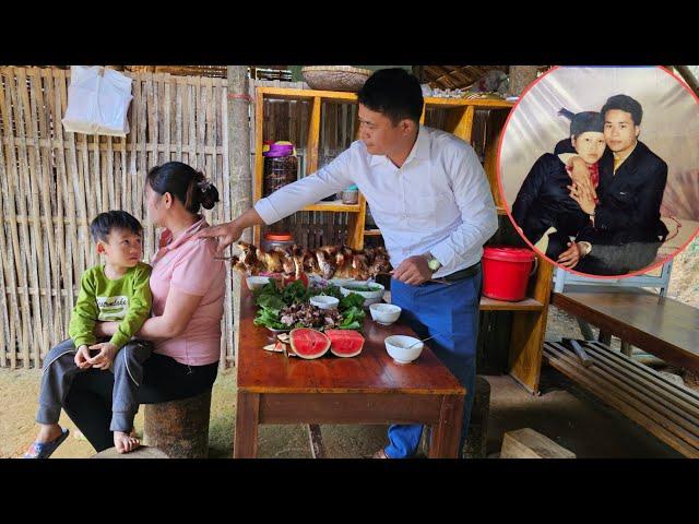 "Wife Angry at Husband: The Story Behind the Tense Silence of Family Meals" - Chau Thi Dac