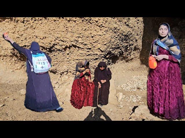 The story of the journey of a mother and daughter, Farzaneh and the Sun, in the heart of nature.