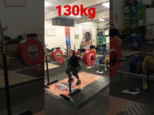 PB BACK SQUAT! Gill squats 130kg x 2 #weightlifting #womensweightlifting #backsquat #strength #oly