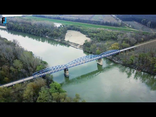 Egyetlen az országban.   Kiskörei Tisza-híd .