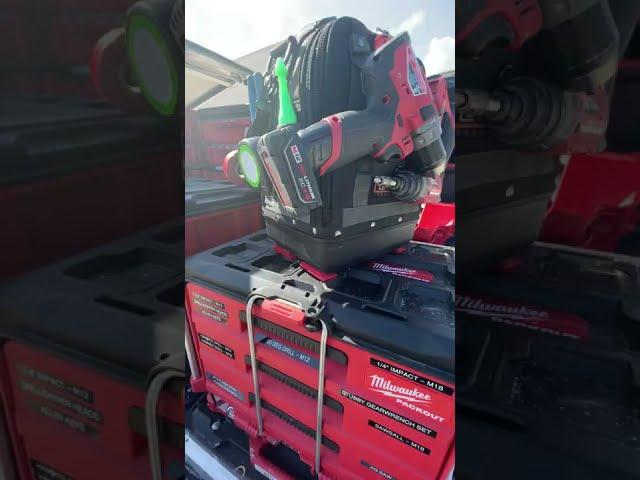 How to mount your Veto Pro PAC Bag to your Milwaukee Tools PACKOUT -- Steathmount PACKOUT MOD