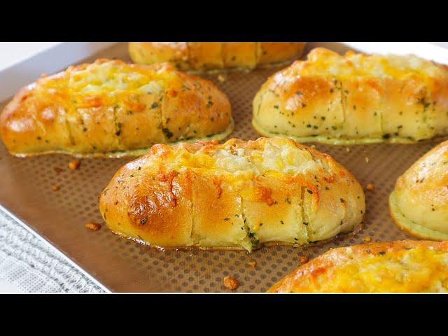 BEST GARLIC BREAD! Recipe From Famous Korean Bakery