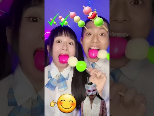 kẹo dẻo to màu sắc  #mukbang #funny #shortsvideo @UtDuyenFunny