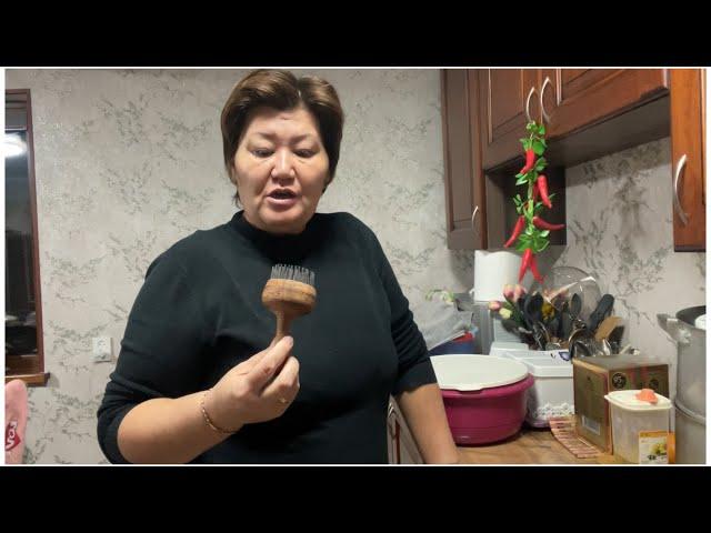 Обзор на покупки буду делать прямо на полу  хлеб  у меня не только вкусный,но еще и красивый 