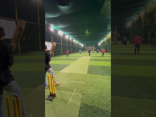 How to hit straight six in Turf ... Mumbai