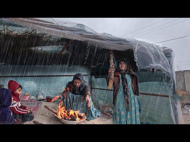 Surviving In Cold and Rain: A Single Mother and Her Children