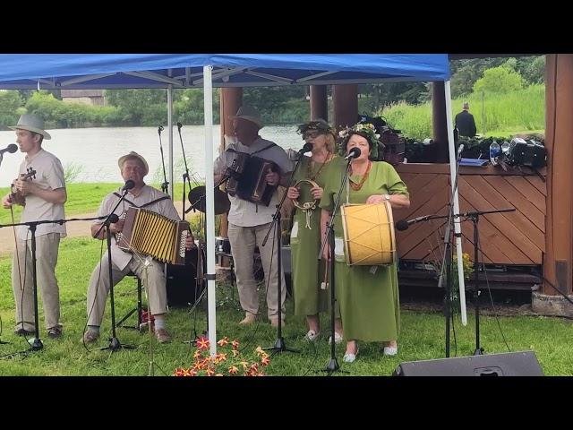 Ar prisimeni auštantį rytą? - Vadoklių kultūros centro liaudiškos muzikos kapela “Susiedai”