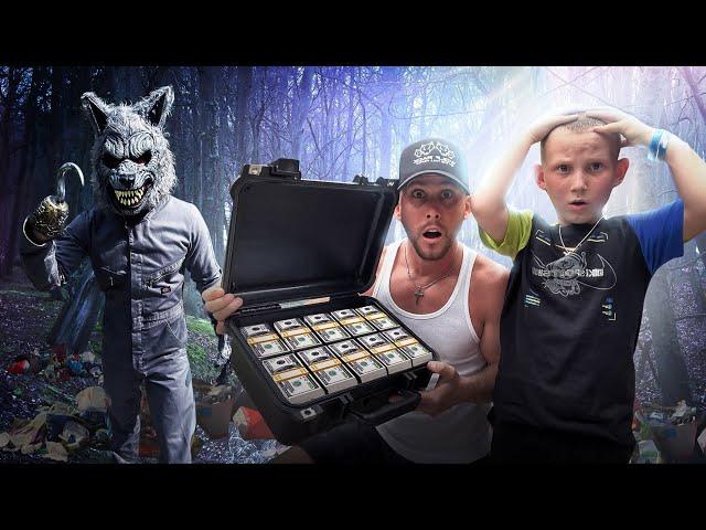 WE FOUND ABANDONED CASE FULL OF MONEY! WEREWOLF CAME AFTER US!