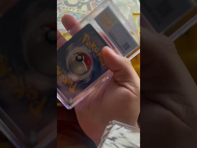 #PokeTube I need your #HELP !! #lugia #pokemonlugia #pokemon #tcg #cgc #forsale