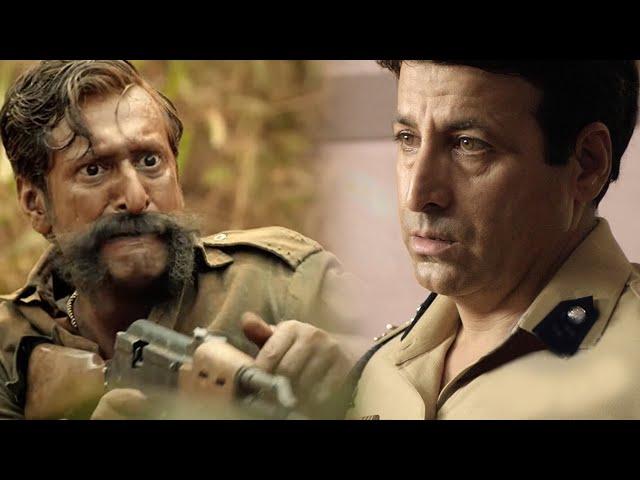 Police Ki Chalaki Se Huva Veerappan Ka Anth | Best Hindi Action Scene | Veerappan Final Scene