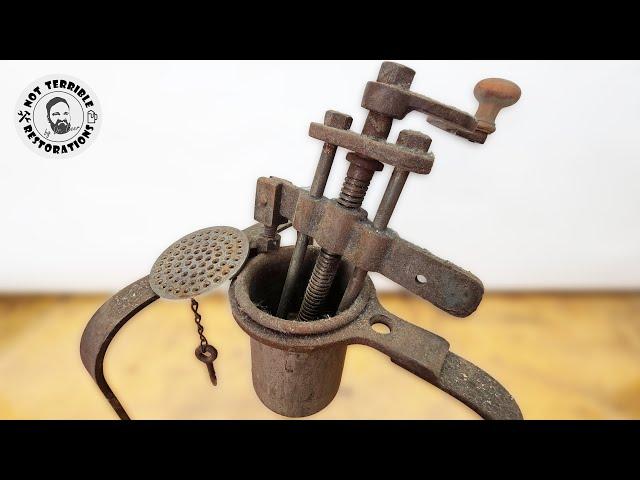 My Masterpiece - Restoration of a German "Spätzle" Pasta Press