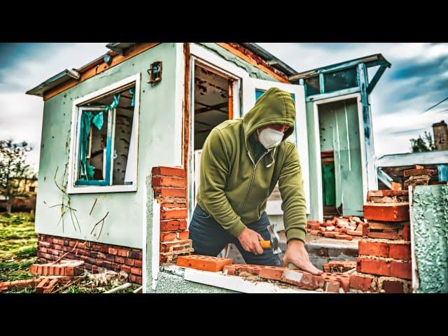 Man Spends $5000 on an Abandoned House— The Renovation Story That Shocked the Internet!