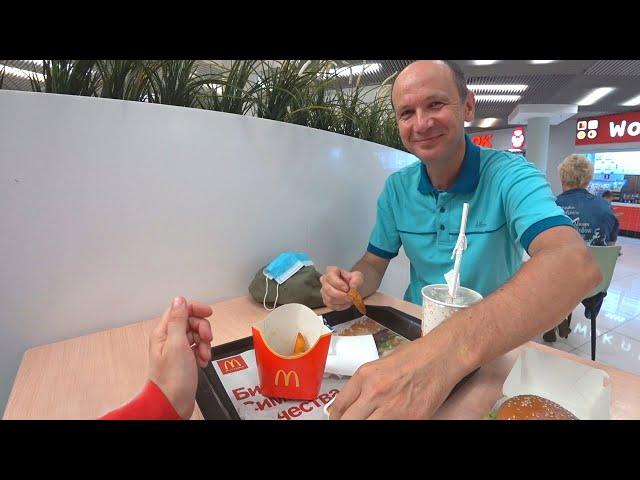 $ 6 Lunch at Russian McDonald's with Different Russia