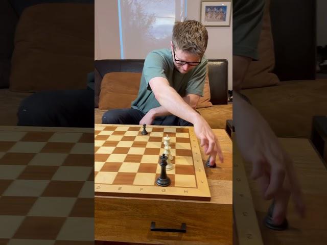 No way bro didn’t see the knight #chess