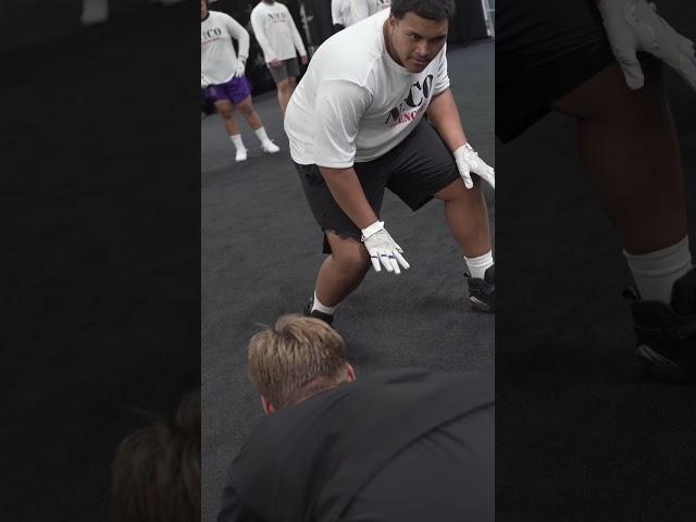 Offensive Line Slaps Defensive Linemen | | Lineman 1 on 1’s | Football Camps | Violent Hands