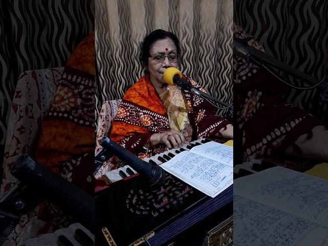 Rabindra  Sangeet:- Sedin Dujane Dulechinu Bone :- Minakshi Ghosh