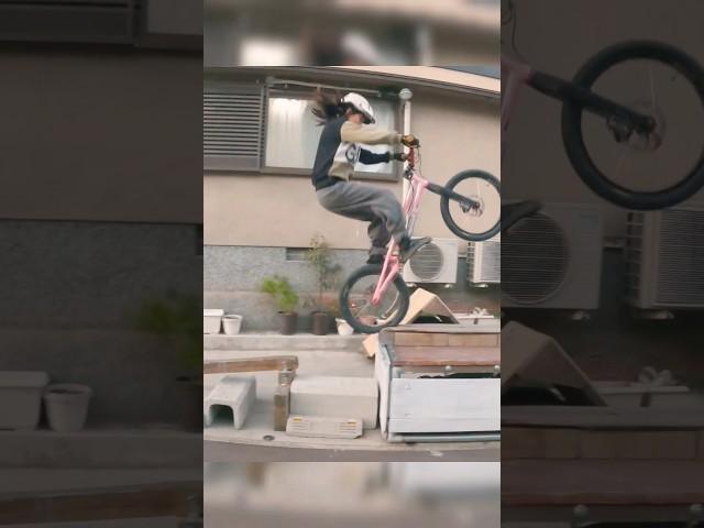 今日の娘は自転車で一本橋の練習