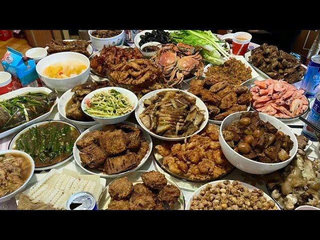 中国北方人年夜饭都吃些什么？What do northern Chinese people eat for New Year's Eve?