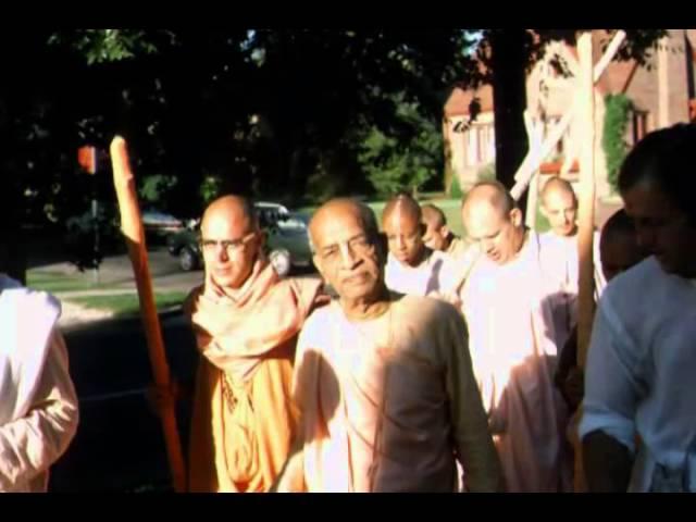 Don't Waste Your Time Bothering about this So-called Happiness and Distress - Prabhupada 0337