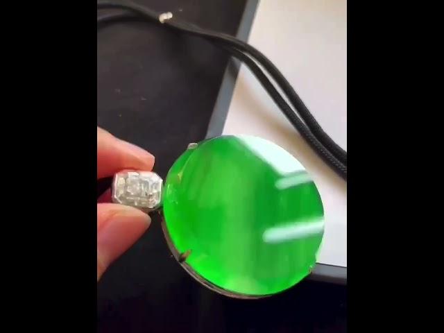 顶级翡翠帝王绿#翡翠直播 #翡翠成品 #jade