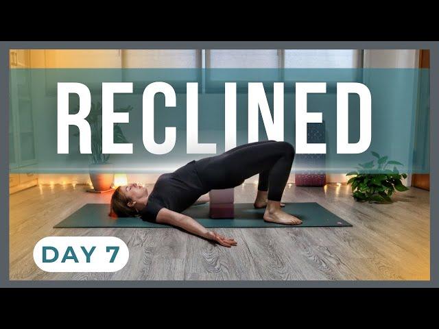 30-Min Yin Yoga Bedtime Reclined Stretch w/ Props | Bedtime Yin Yoga Challenge Day 7