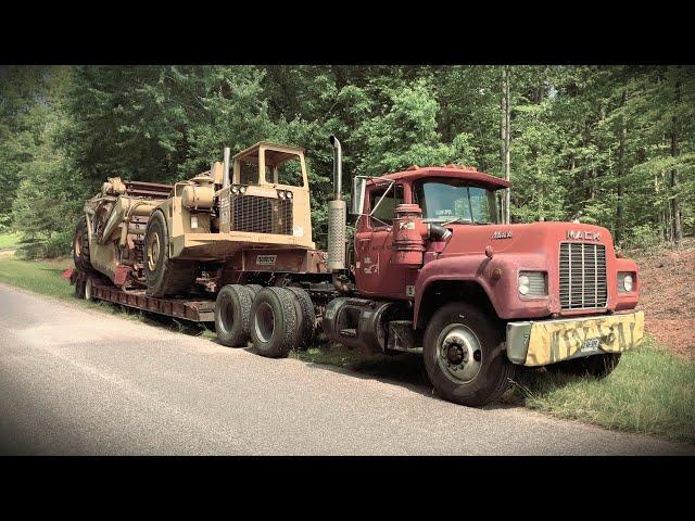 Mack R Model Loading and Moving 161 Fiat Allis Scraper