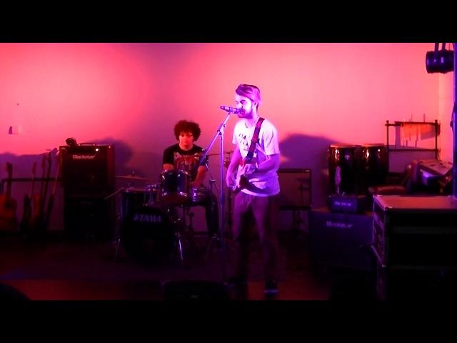 Brian Karl - Hero of War (Cover)