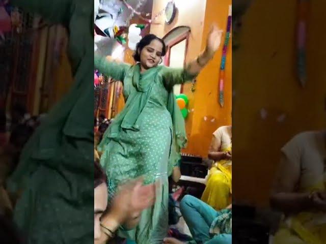 YouTube viral Krishna bhajan राधे-राधे गाए कन्हैया तेरे कीर्तन में 