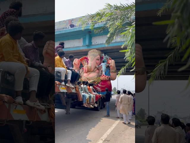 Ganpati Visarjan 2024 #ganpati #Ganesh nimajjanam #ganpatibappamorya #Big Ganesh Stuck