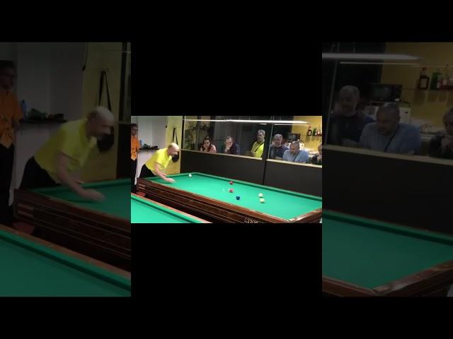 Pigeons #boccette #billiards