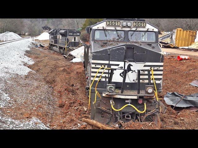 What Happened to these DERAILED Locomotives?