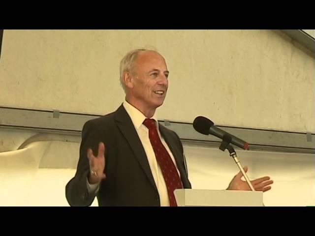 Offshore Basis - Cuxhaven-Video 1 - Erster Spatenstich