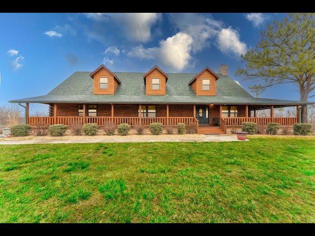 Log  Cabin fot Sale in Missouri Ozarks | United Country Real Estate