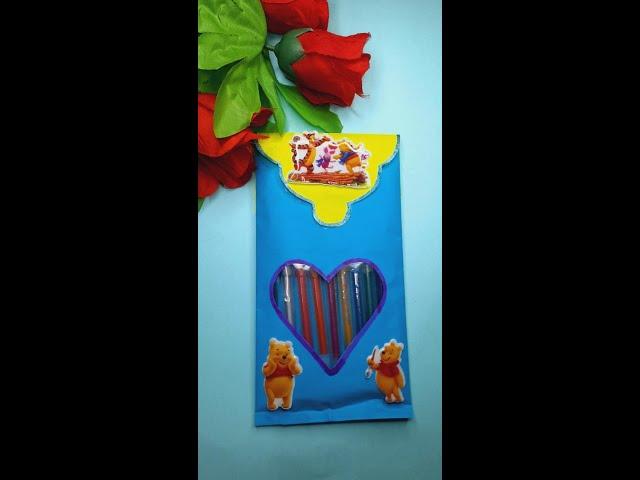 Diy a beautiful paper prush / Easy paper prush #short #craft #suchi